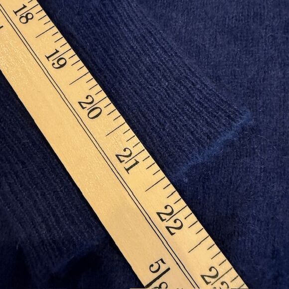 360 Cashmere Itzie 100% Cashmere Cardigan Navy Blue Drop Shoulder Size Medium - Picture 11 of 12